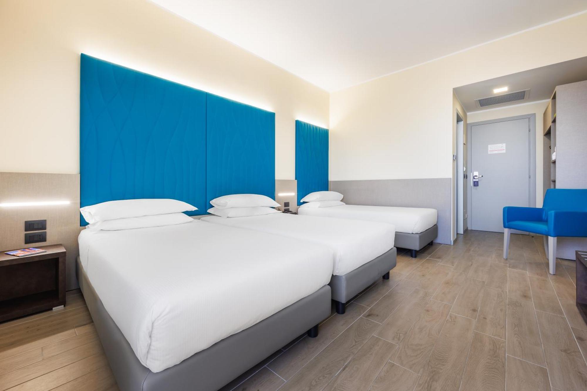 Jr Hotels Gate 7 Bologna Calderara di Reno Exterior photo
